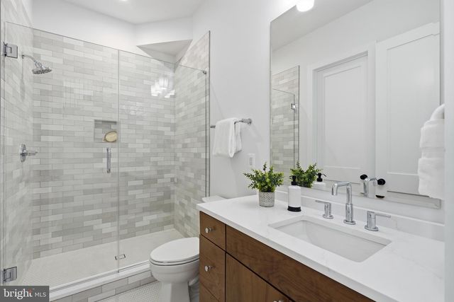 4632 3RD ST S, Arlington, VA 22204