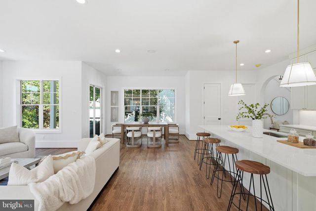 4632 3RD ST S, Arlington, VA 22204