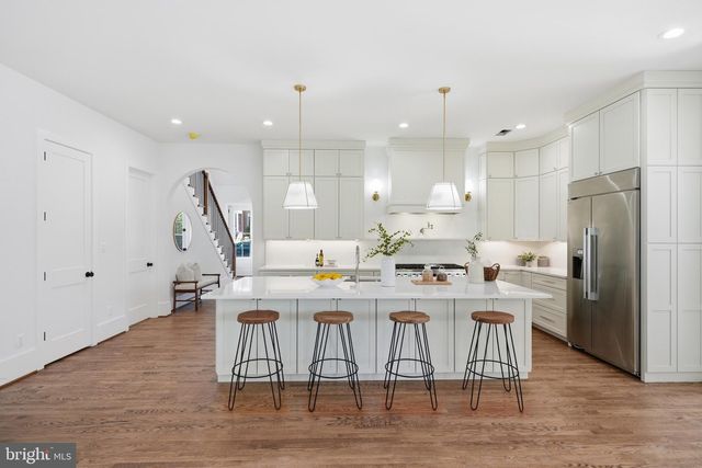 4632 3RD ST S, Arlington, VA 22204