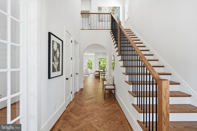 4632 3RD ST S, Arlington, VA 22204
