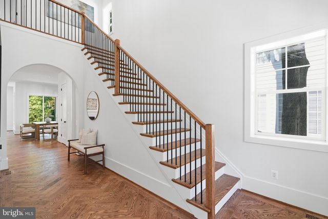 4632 3RD ST S, Arlington, VA 22204