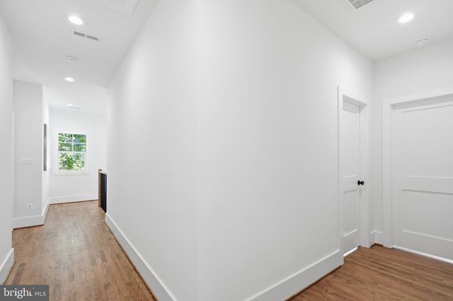4632 3RD ST S, Arlington, VA 22204