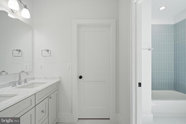 4632 3RD ST S, Arlington, VA 22204