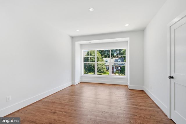 4632 3RD ST S, Arlington, VA 22204