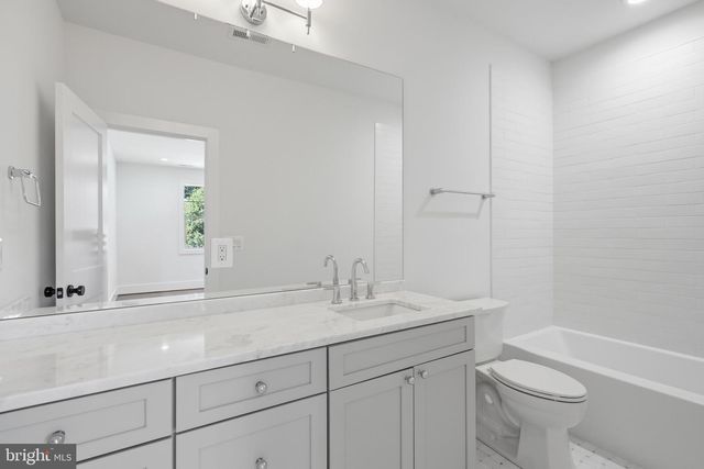 4632 3RD ST S, Arlington, VA 22204