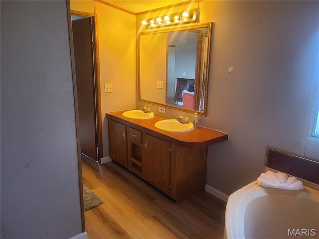 36769 State Highway 25, Malden, MO 63863