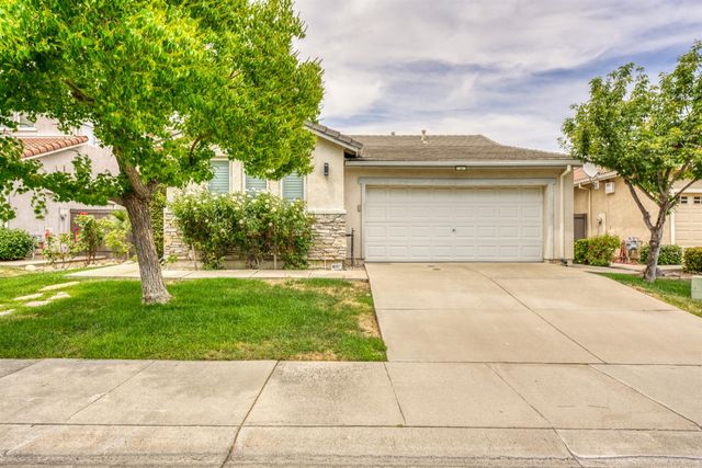 2187 N Bradburn Dr, Sacramento, CA 95835