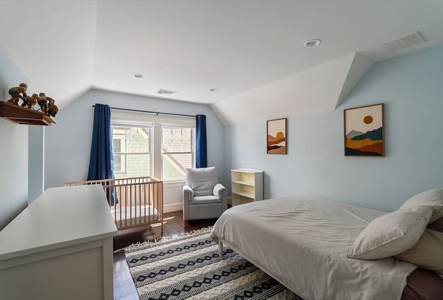 979 South St 2, Boston, MA 02131