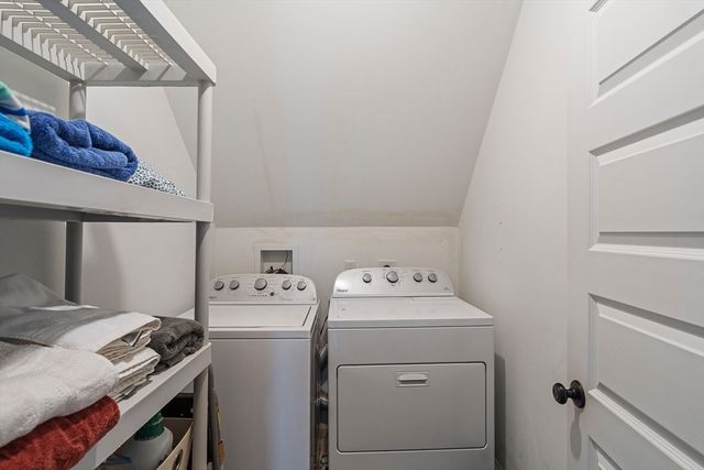 979 South St 2, Boston, MA 02131