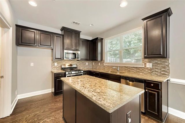 2010 Brightleaf Way 96, Marietta, GA 30060