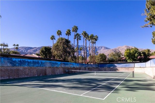675 N Los Felices Circle 200, Palm Springs, CA 92262