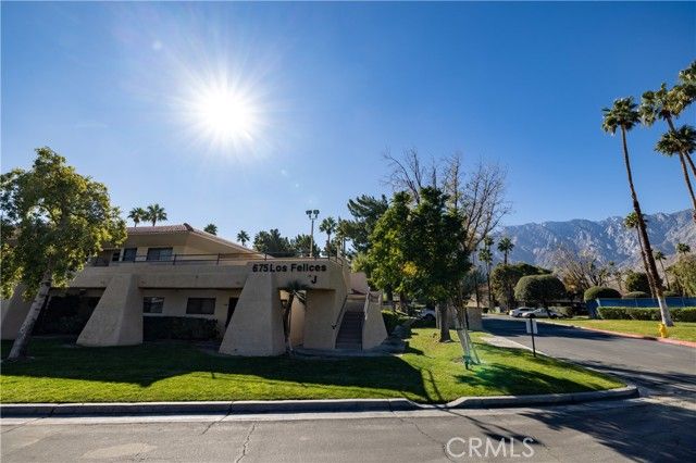 675 N Los Felices Circle 200, Palm Springs, CA 92262