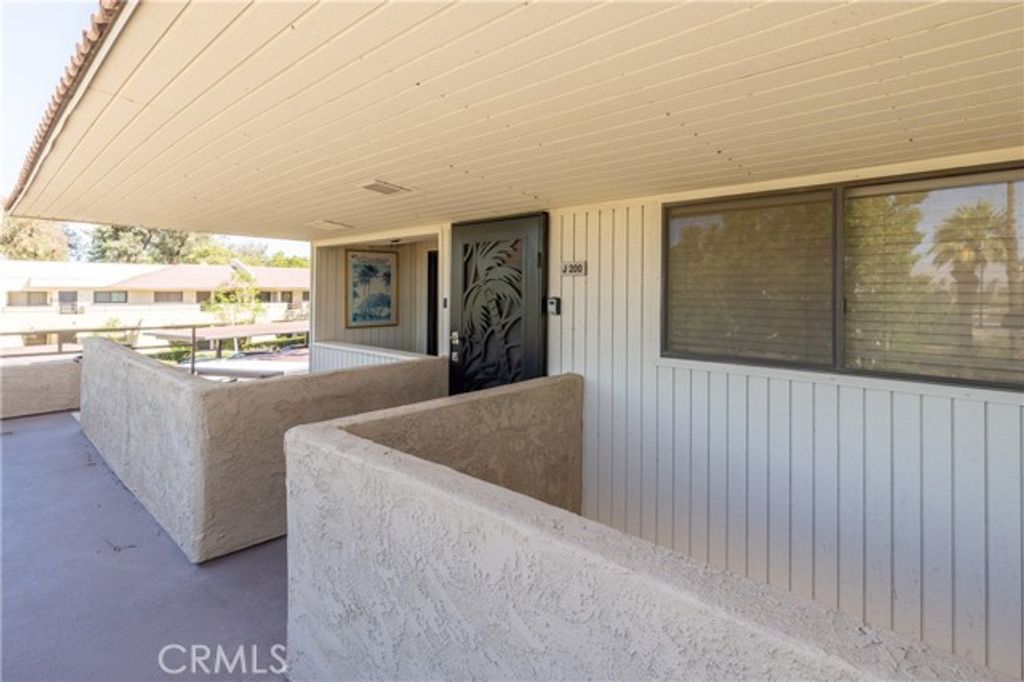 675 N Los Felices Circle 200, Palm Springs, CA 92262
