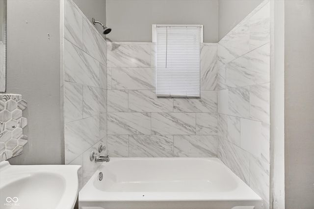 2640 Guilford Avenue, Indianapolis, IN 46205