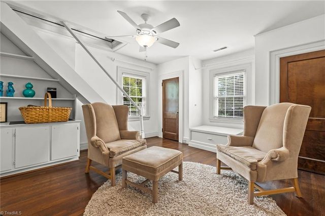 405 Edgedale Drive, High Point, NC 27262