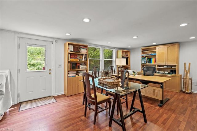 405 Edgedale Drive, High Point, NC 27262