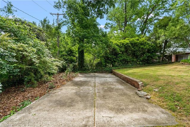 405 Edgedale Drive, High Point, NC 27262