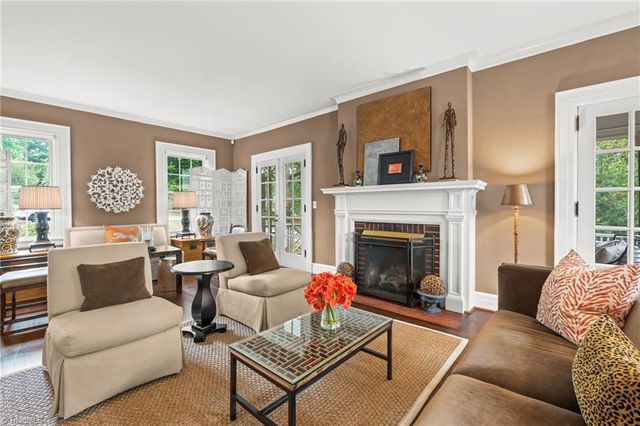 405 Edgedale Drive, High Point, NC 27262