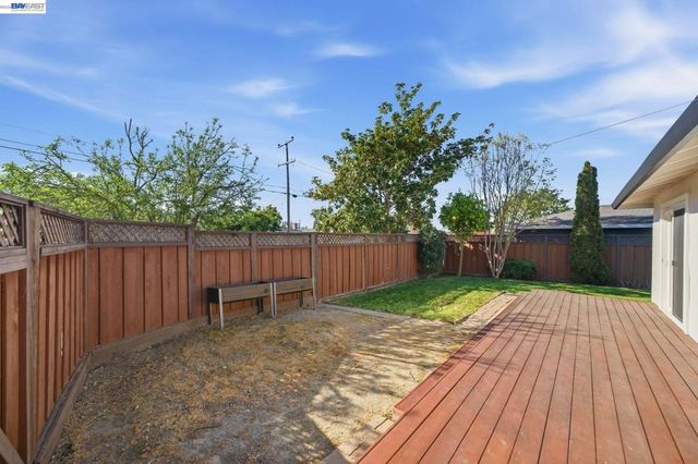 31139 Chicoine Ave, Hayward, CA 94544