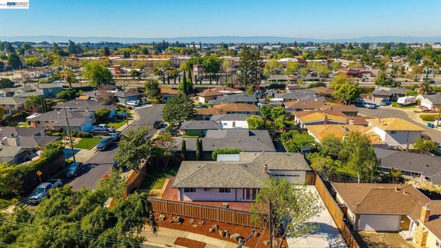 31139 Chicoine Ave, Hayward, CA 94544