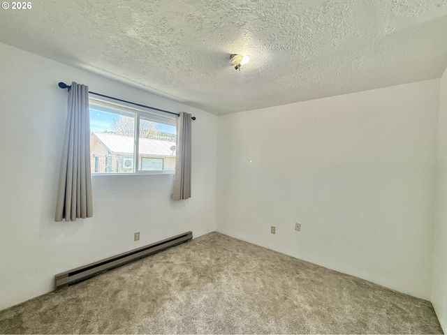 610 Nw BRIDGE St, John Day, OR 97845