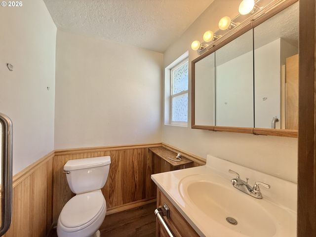 610 Nw BRIDGE St, John Day, OR 97845
