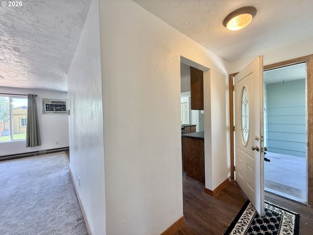 610 Nw BRIDGE St, John Day, OR 97845