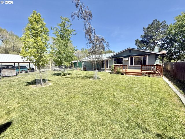 610 Nw BRIDGE St, John Day, OR 97845