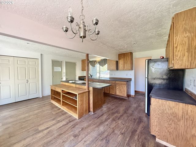 610 Nw BRIDGE St, John Day, OR 97845