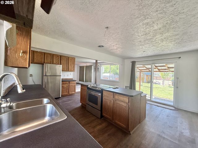 610 Nw BRIDGE St, John Day, OR 97845