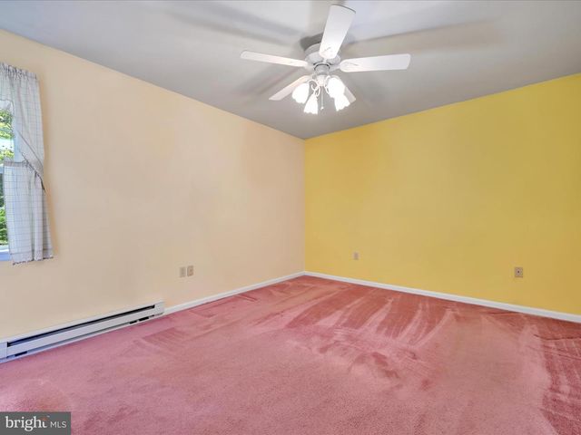 95 COMANCHE DR, Auburn, PA 17922