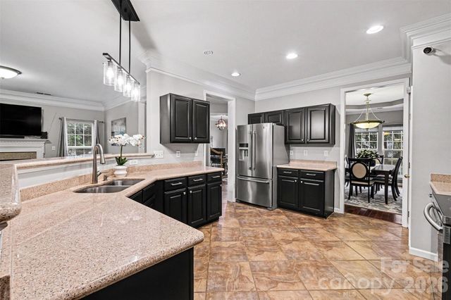 10904 Carver Pond Road, Charlotte, NC 28269