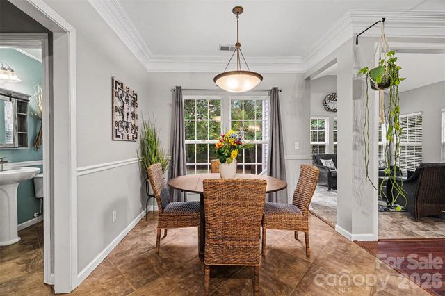 10904 Carver Pond Road, Charlotte, NC 28269