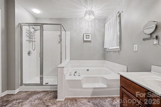 10904 Carver Pond Road, Charlotte, NC 28269
