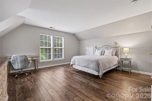 10904 Carver Pond Road, Charlotte, NC 28269