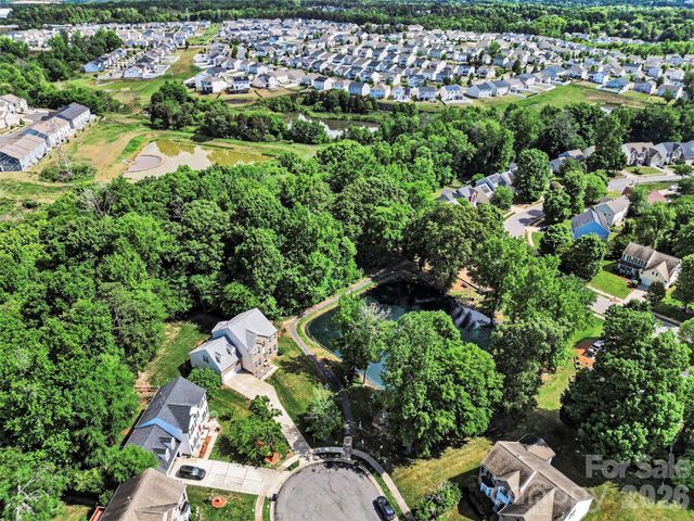 10904 Carver Pond Road, Charlotte, NC 28269