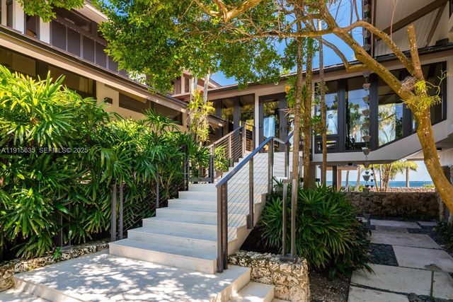820 San Pedro Avenue, Coral Gables, FL 33156
