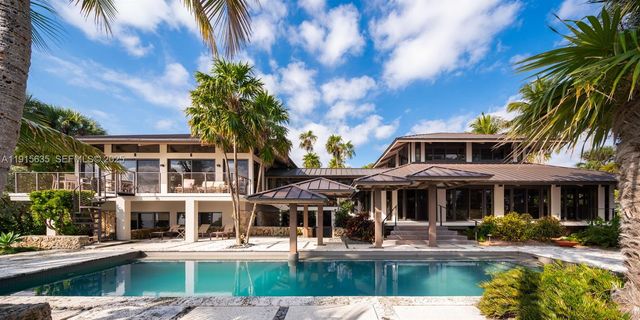 820 San Pedro Avenue, Coral Gables, FL 33156