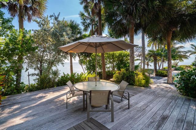 820 San Pedro Avenue, Coral Gables, FL 33156