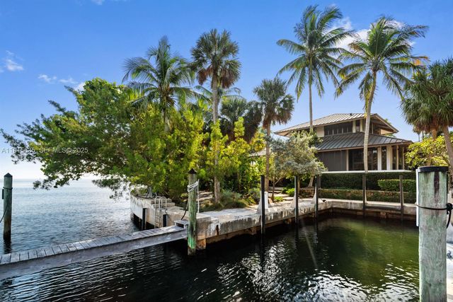 820 San Pedro Avenue, Coral Gables, FL 33156