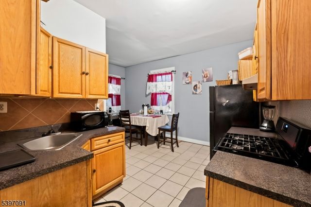 436 Ellison St, Paterson City, NJ 07501