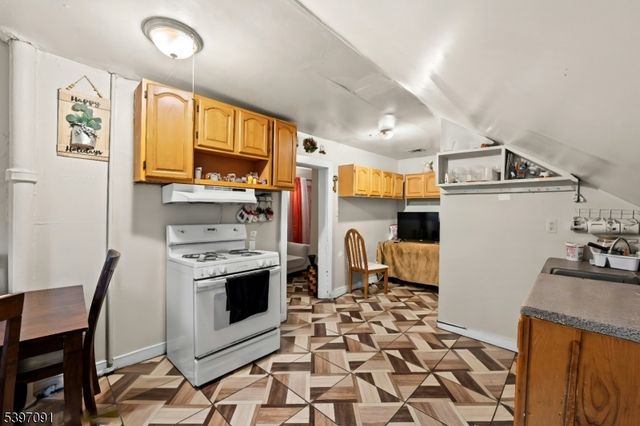 436 Ellison St, Paterson City, NJ 07501