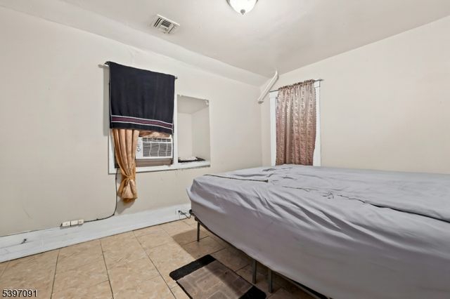 436 Ellison St, Paterson City, NJ 07501