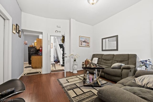436 Ellison St, Paterson City, NJ 07501