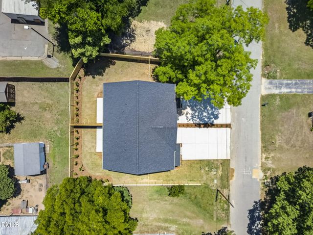 44 N Carrie Street, Coats, NC 27521