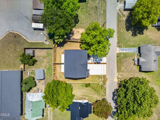 44 N Carrie Street, Coats, NC 27521