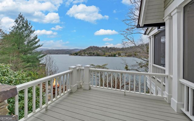 1810 Murray Cove Road, Tiger, GA 30576