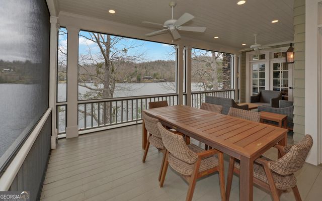 1810 Murray Cove Road, Tiger, GA 30576