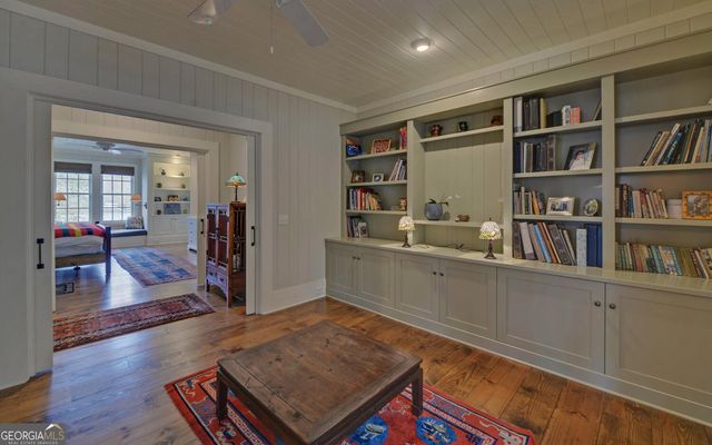 1810 Murray Cove Road, Tiger, GA 30576