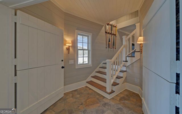 1810 Murray Cove Road, Tiger, GA 30576